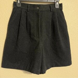 Aeropostale Women’s Vintage Size 8 Wool Shorts